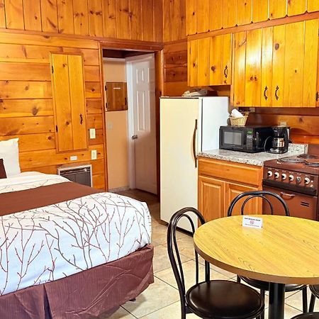 Apple Inn Motel Chelan Exterior photo