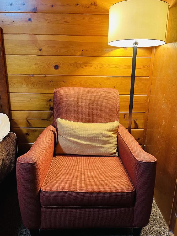 Apple Inn Motel Chelan Exterior photo